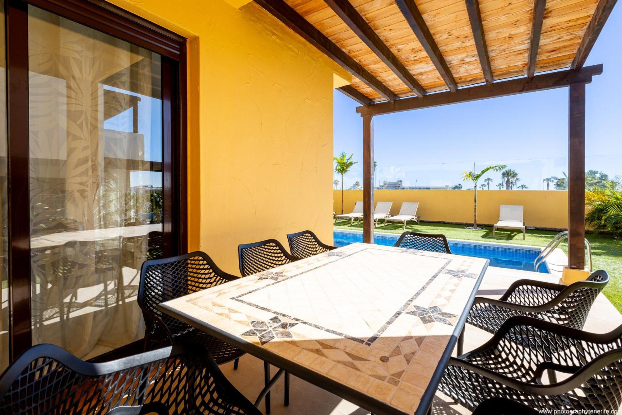Villa With 4 Bedrooms And Private Heated Pool San Miguel de Abona Eksteriør billede